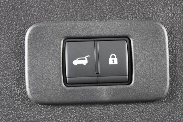 2026 Nissan LEAF PLATINUM+