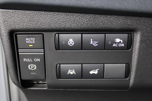 2026 Nissan LEAF PLATINUM+