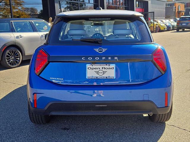 2025 MINI Hardtop Cooper