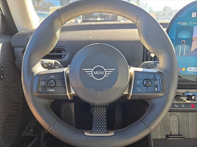 2025 MINI Hardtop Cooper