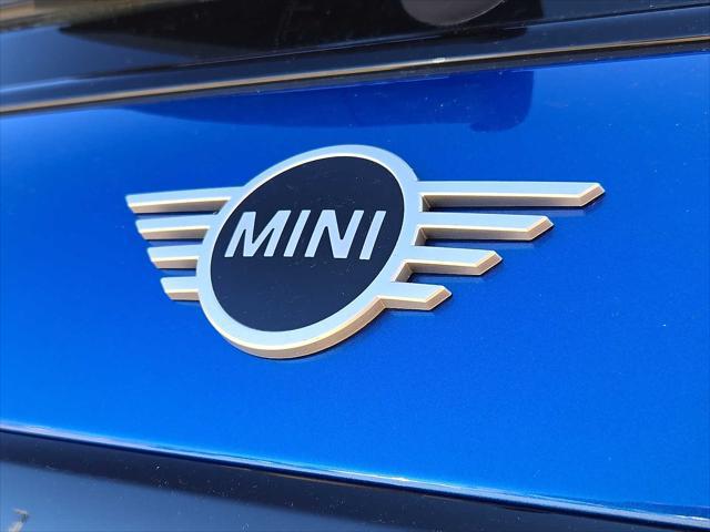 2025 MINI Hardtop Cooper