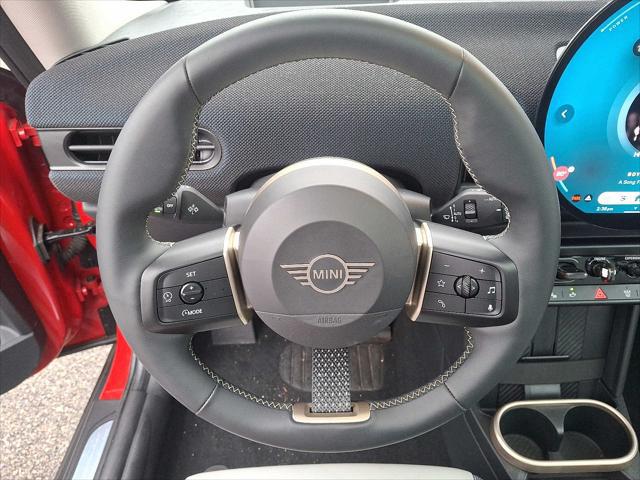 2025 MINI Hardtop Cooper