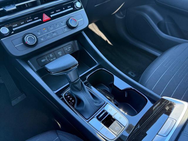 2026 Hyundai Santa Cruz SE
