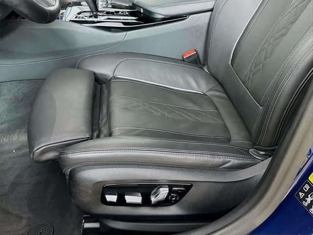 2023 BMW M5 i xDrive