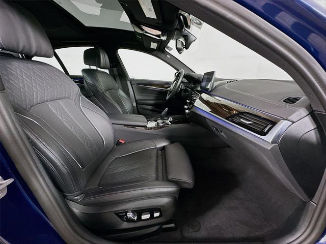 2023 BMW M5 i xDrive