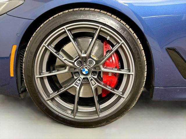 2023 BMW M5 i xDrive
