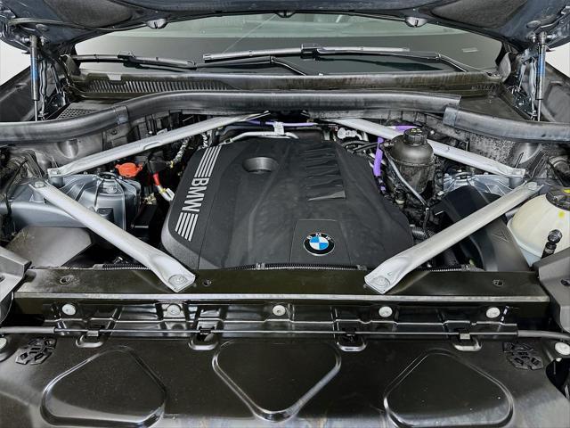 2024 BMW X6 xDrive40i