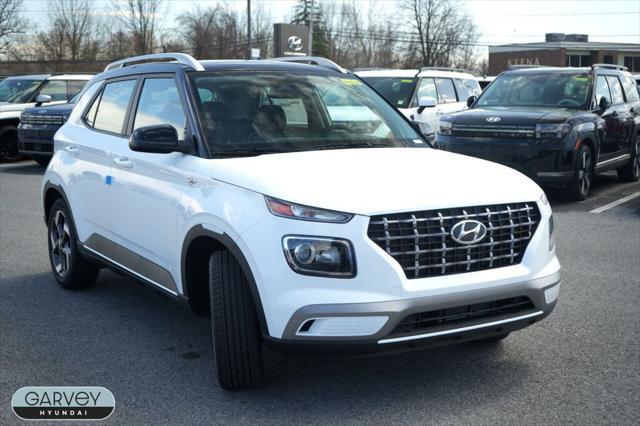 2026 Hyundai Venue SEL w/Two-Tone Roof