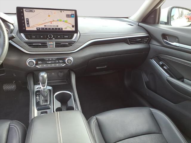 2023 Nissan Altima SL FWD