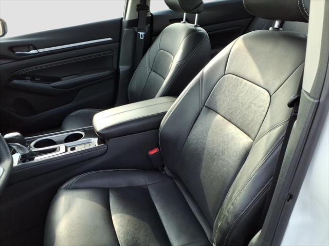 2023 Nissan Altima SL FWD