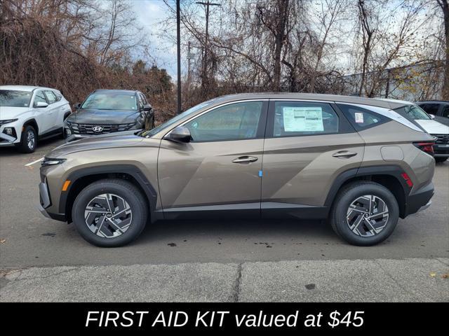 2026 Hyundai Tucson Hybrid Blue SE