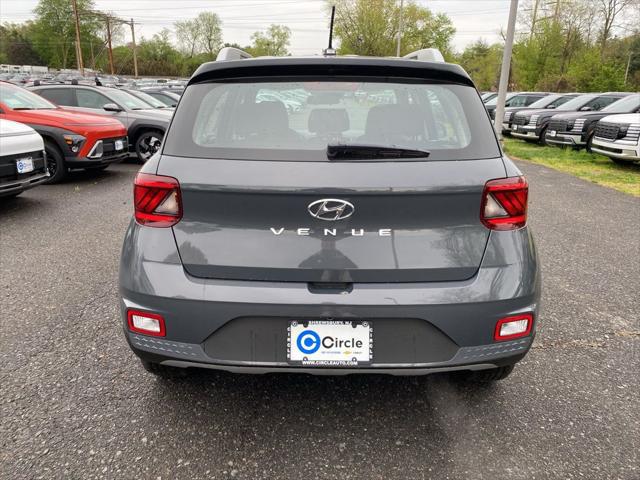 2026 Hyundai Venue SEL w/Two-Tone Roof