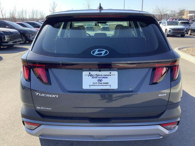2025 Hyundai Tucson SE
