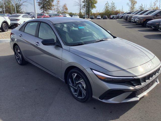 2025 Hyundai Elantra Hybrid SEL Sport