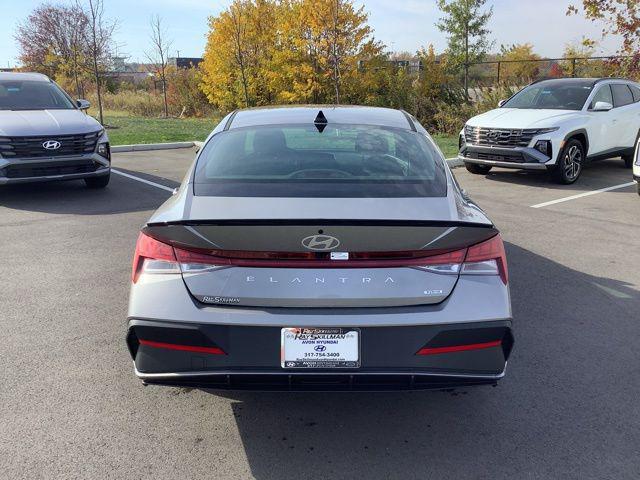 2025 Hyundai Elantra Hybrid SEL Sport