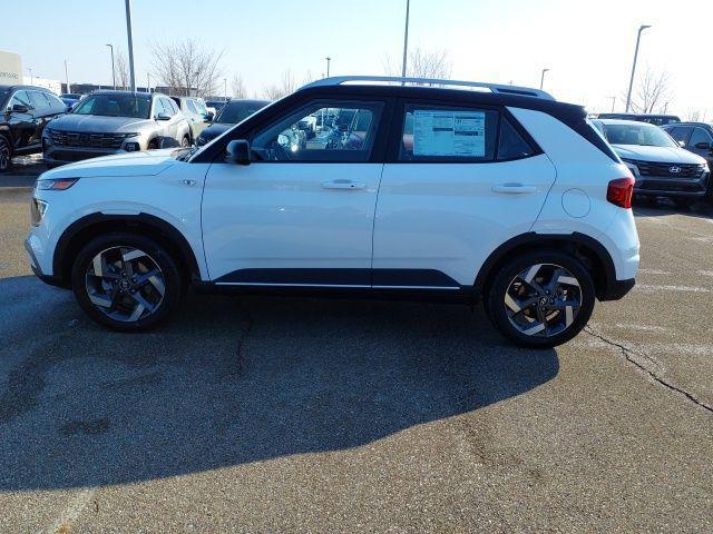2026 Hyundai Venue SEL w/Two-Tone Roof for sale in AVON, IN