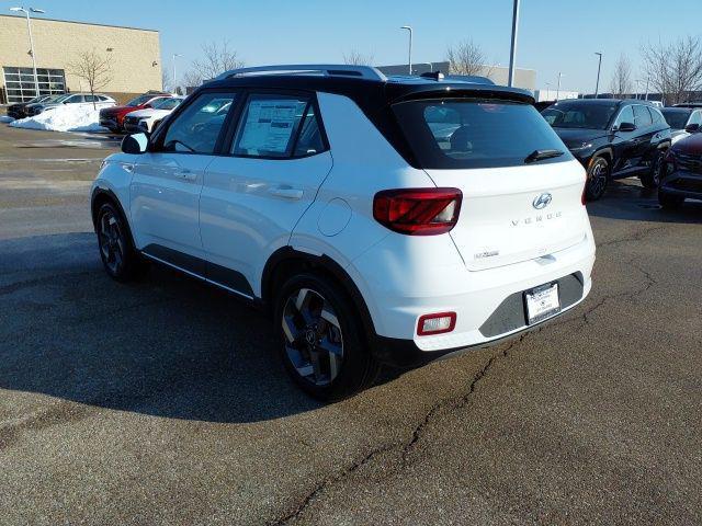 2026 Hyundai Venue SEL w/Two-Tone Roof