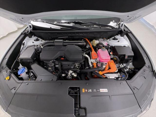2026 Hyundai Tucson Hybrid Blue SE