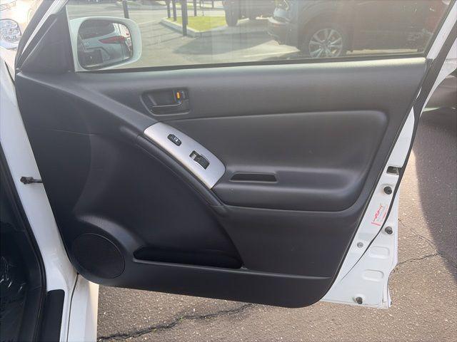 2007 Pontiac Vibe Base