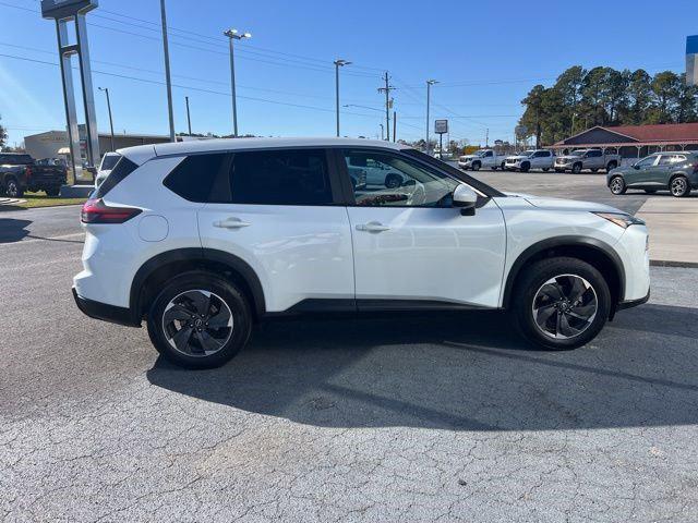 2024 Nissan Rogue SV FWD