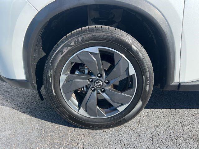 2024 Nissan Rogue SV FWD