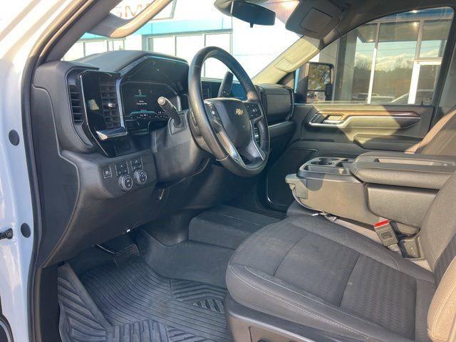2024 Chevrolet Silverado 2500HD 4WD Crew Cab Standard Bed LT