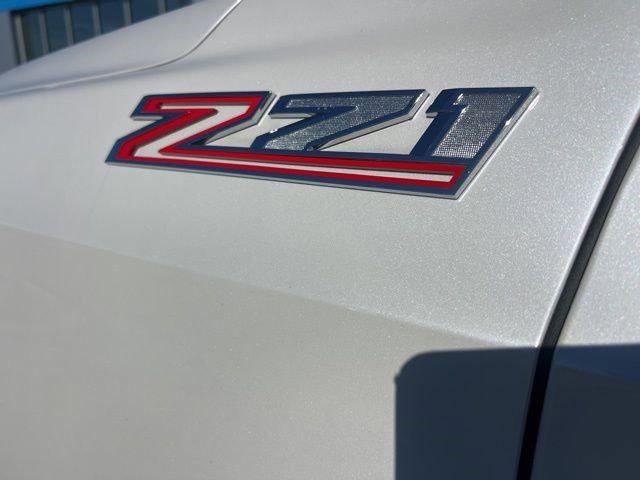 2025 Chevrolet Suburban 4WD Z71