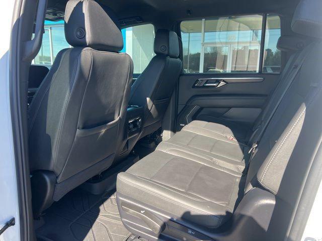 2025 Chevrolet Suburban 4WD Z71