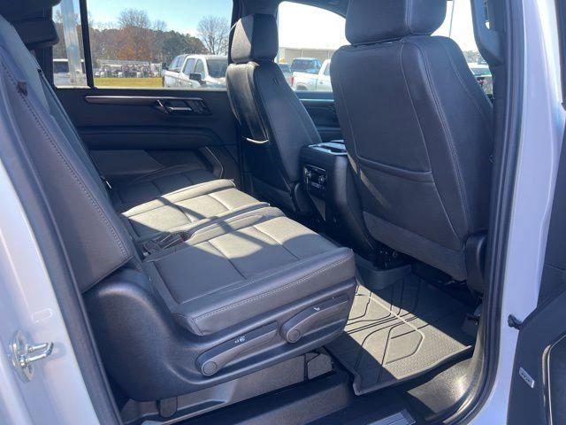 2025 Chevrolet Suburban 4WD Z71