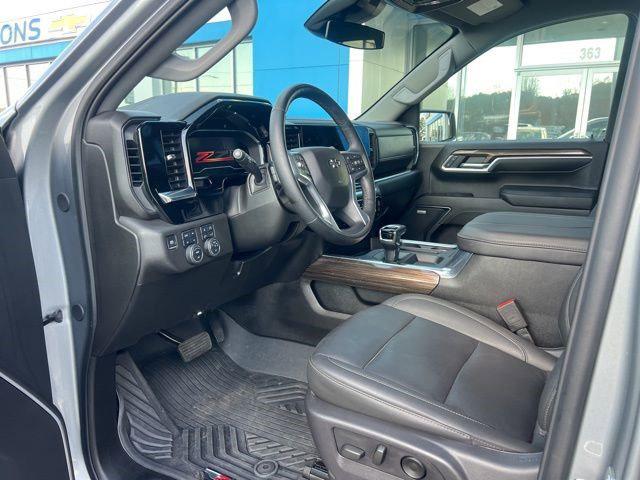 2024 Chevrolet Silverado 1500 4WD Crew Cab Short Bed RST