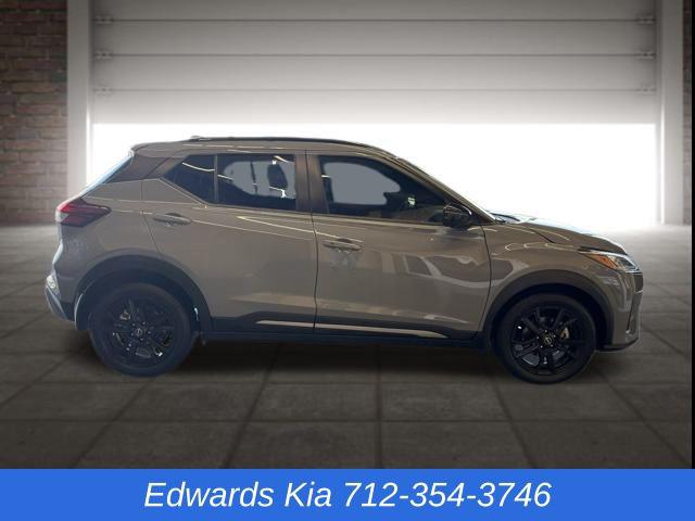 2024 Nissan Kicks SR Xtronic CVT