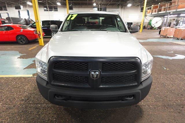 2017 RAM 2500 Tradesman Crew Cab 4x2 8 Box