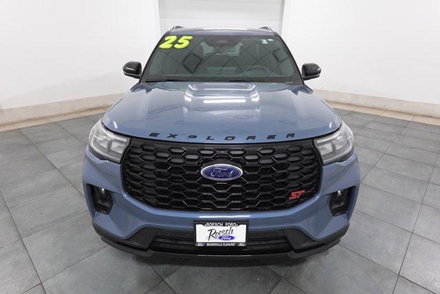 2025 Ford Explorer ST 2025 Ford Explorer ST