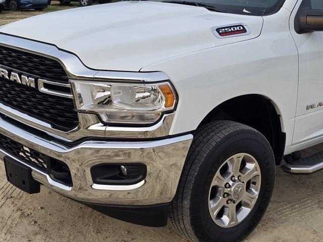 2024 RAM 2500 Big Horn Crew Cab 4x4 64 Box 2024 RAM 2500 Big Horn Crew Cab 4x4 64 Box