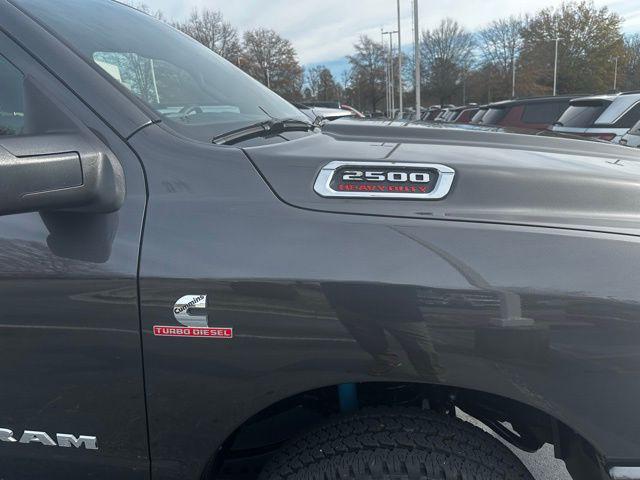 2024 RAM 2500 Big Horn Crew Cab 4x4 64 Box 2024 RAM 2500 Big Horn Crew Cab 4x4 64 Box