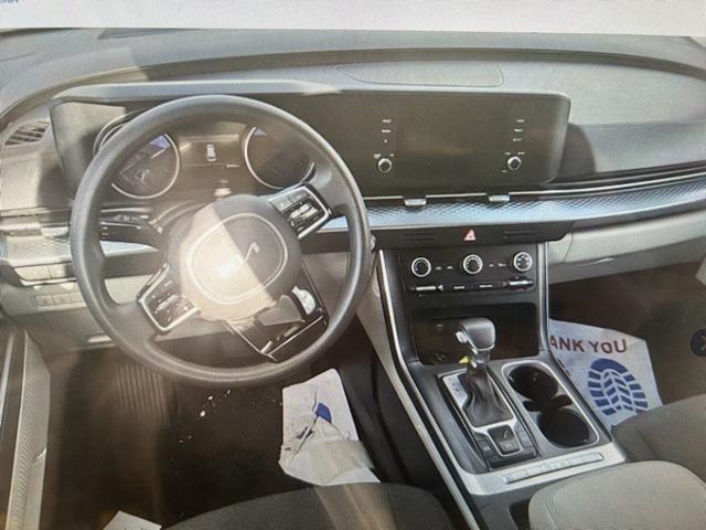 2022 Kia Carnival MPV LX