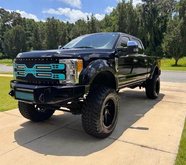 2017 Ford F-350 LARIAT 2017 Ford F-350 LARIAT