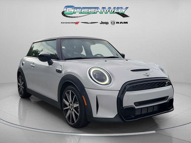 2022 Mini Hardtop Cooper S 2022 Mini Hardtop Cooper S