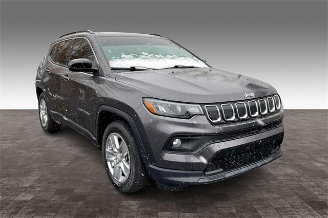 2022 Jeep Compass Latitude FWD