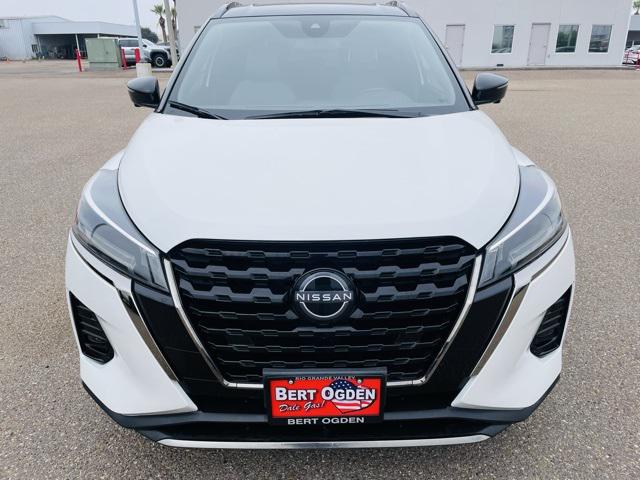 2023 Nissan Kicks SR Xtronic CVT 2023 Nissan Kicks SR Xtronic CVT