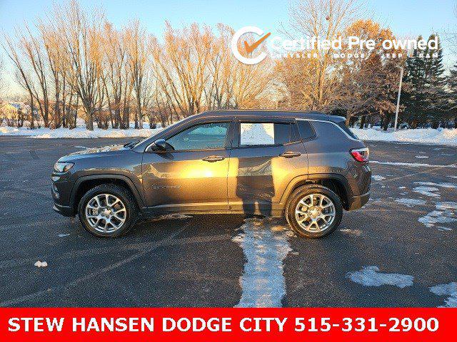 2023 Jeep Compass Latitude Lux FWD 2023 Jeep Compass Latitude Lux FWD