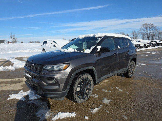 2023 Jeep Compass Altitude 4x4 2023 Jeep Compass Altitude 4x4