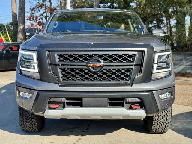 2020 Nissan TITAN Crew Cab PRO-4X 4x4 2020 Nissan TITAN Crew Cab PRO-4X 4x4