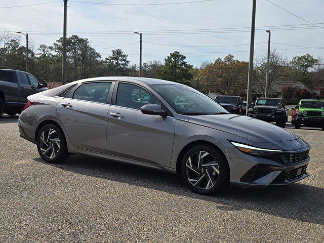 2025 Hyundai Elantra Hybrid Limited