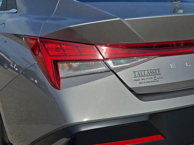 2025 Hyundai Elantra Hybrid Limited