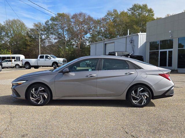 2025 Hyundai Elantra Hybrid Limited