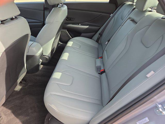 2025 Hyundai Elantra Hybrid Limited