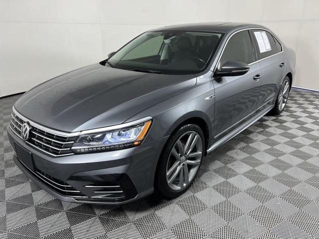 2019 Volkswagen Passat 2.0T SE R-Line 2019 Volkswagen Passat 2.0T SE R-Line