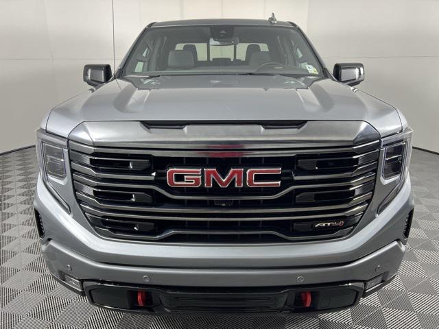 2023 GMC Sierra 1500 4WD Crew Cab Short Box AT4