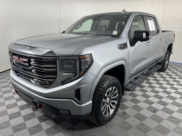 2023 GMC Sierra 1500 4WD Crew Cab Short Box AT4